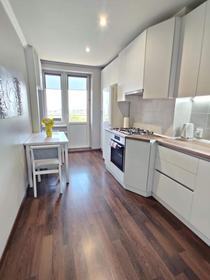 Micromegas Apartments Chernivtsi Ngoại thất bức ảnh